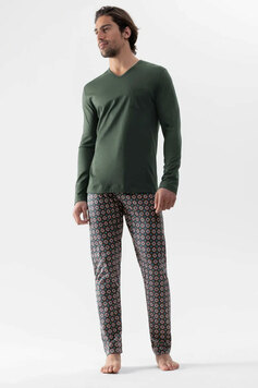 Мужская трикотажная пижама (кофта, брюки) 34055 темно-зеленый Mey